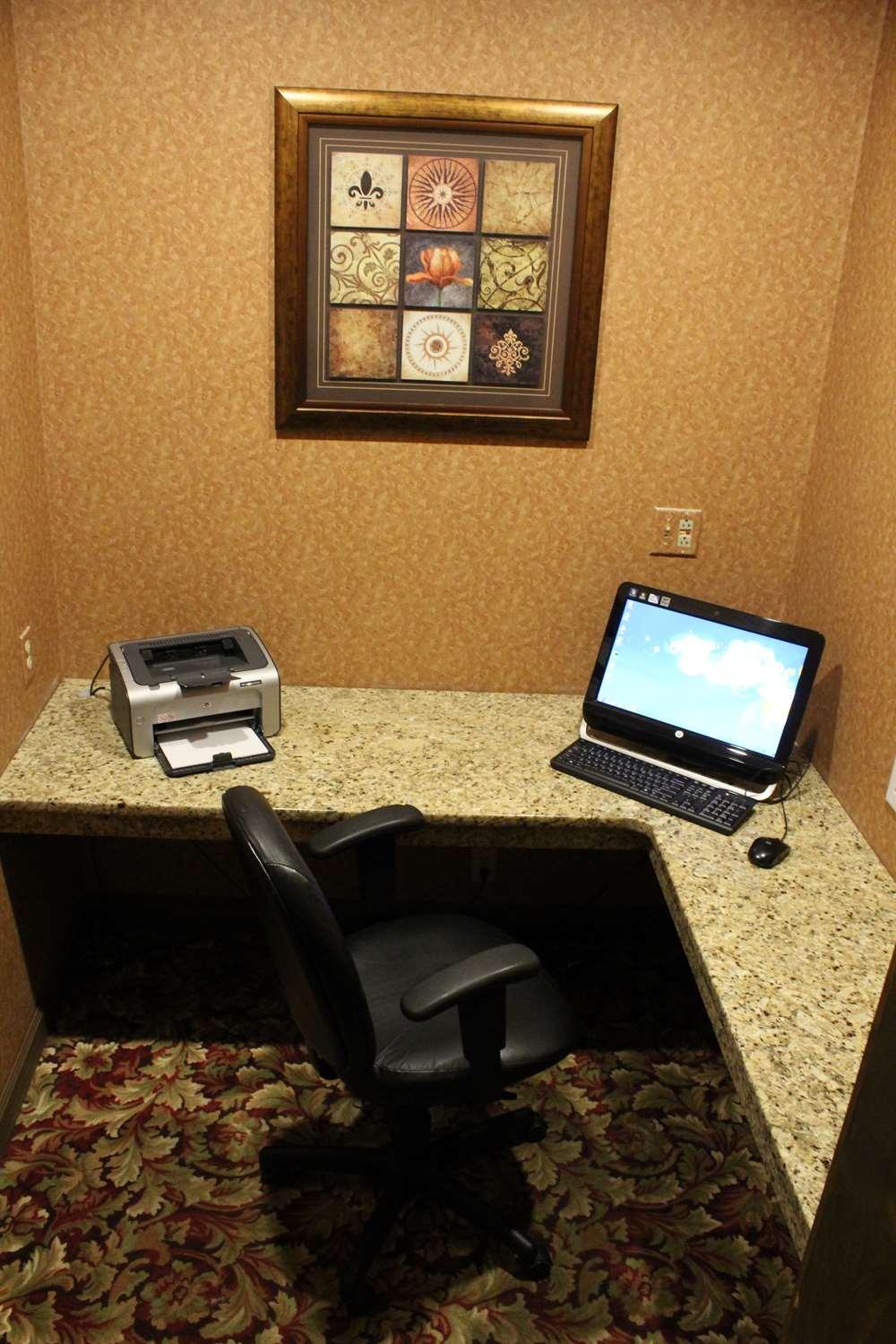 Surestay Plus Hotel By Best Western Southern Pines Pinehurst Eksteriør billede