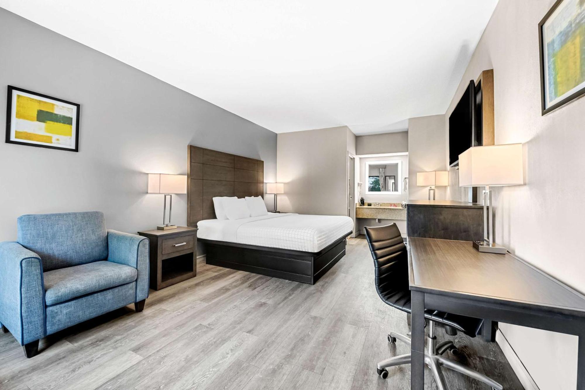 Surestay Plus Hotel By Best Western Southern Pines Pinehurst Eksteriør billede