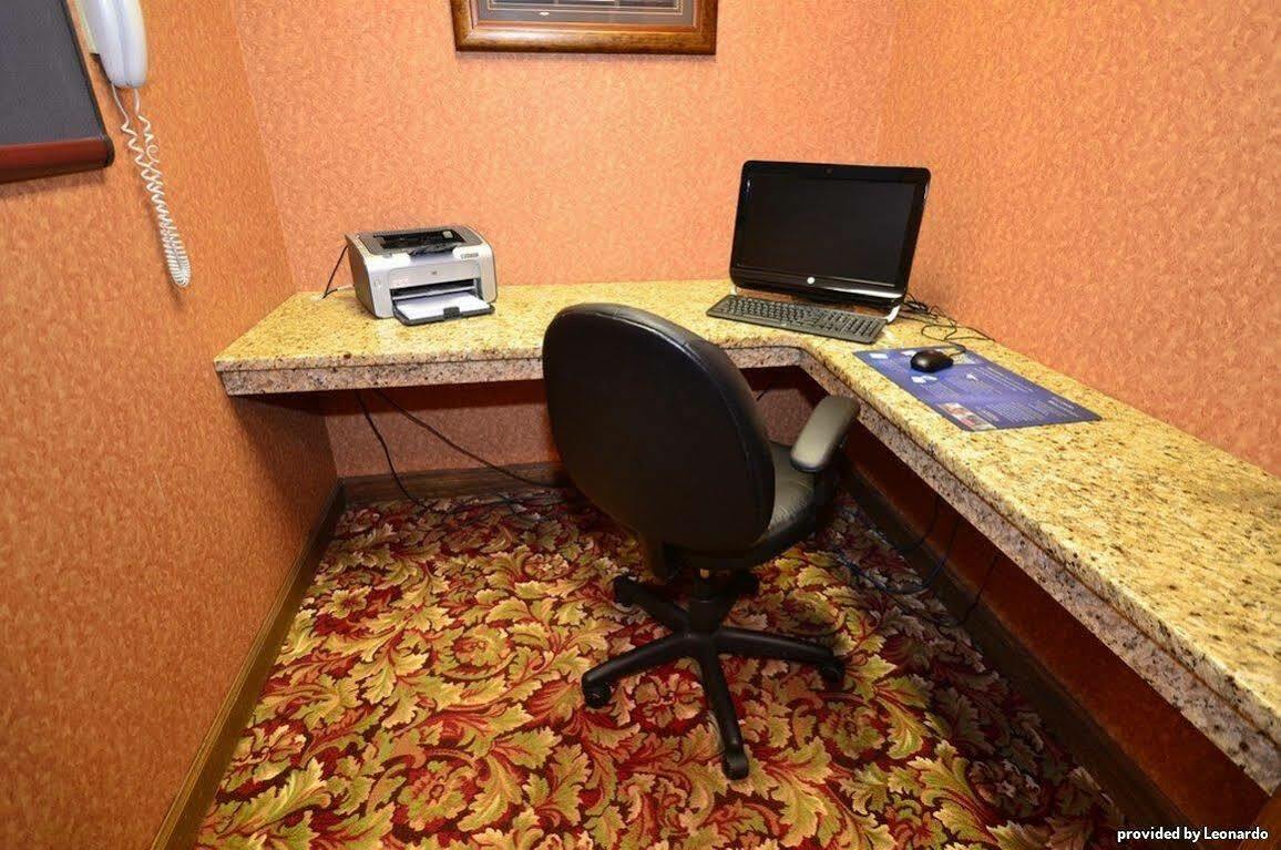Surestay Plus Hotel By Best Western Southern Pines Pinehurst Eksteriør billede