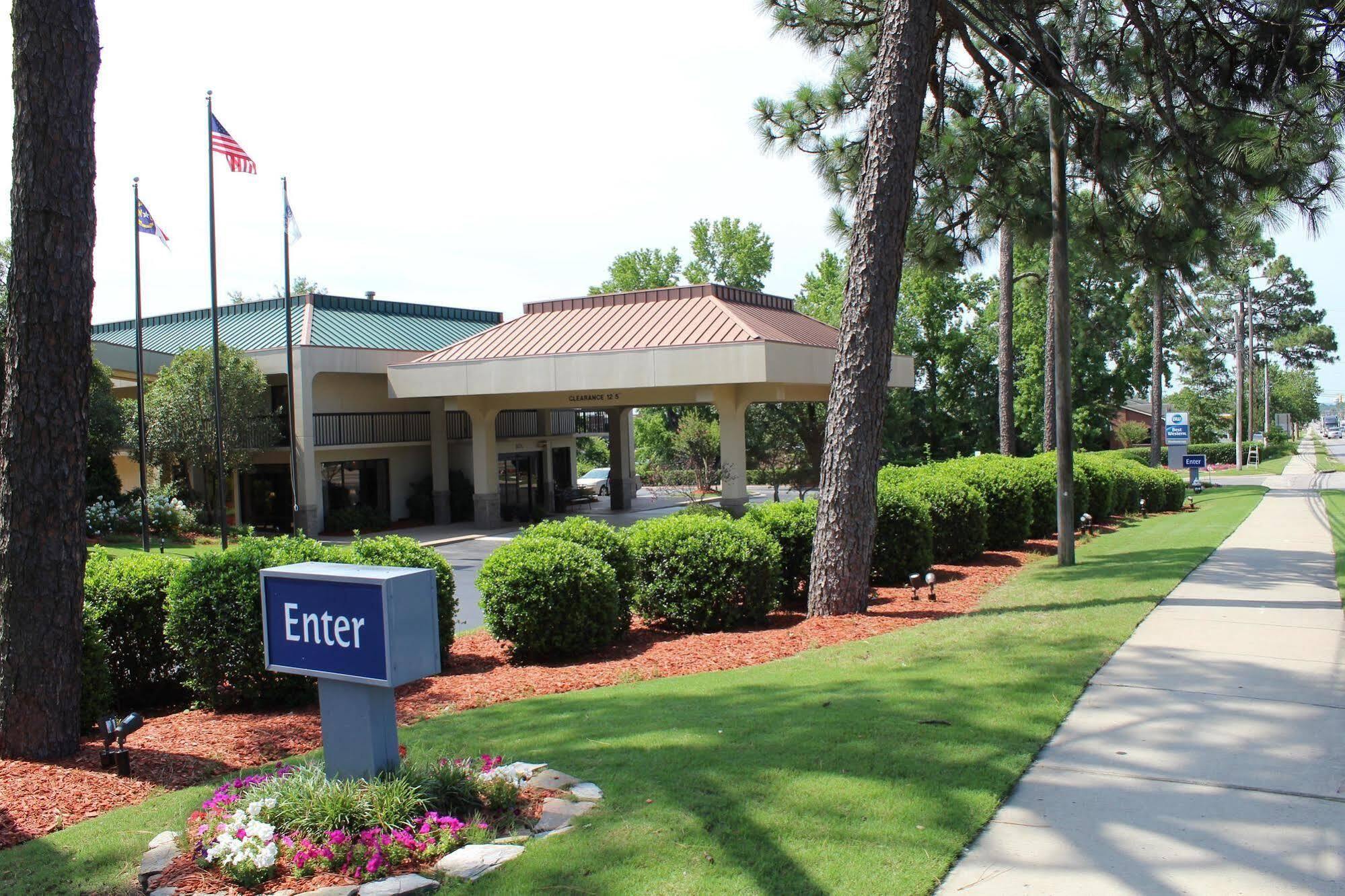 Surestay Plus Hotel By Best Western Southern Pines Pinehurst Eksteriør billede